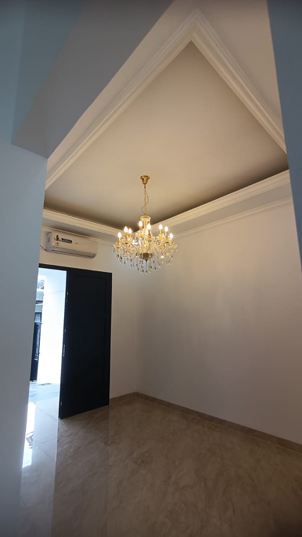 Rumah baru full renovasi di Griya Loka