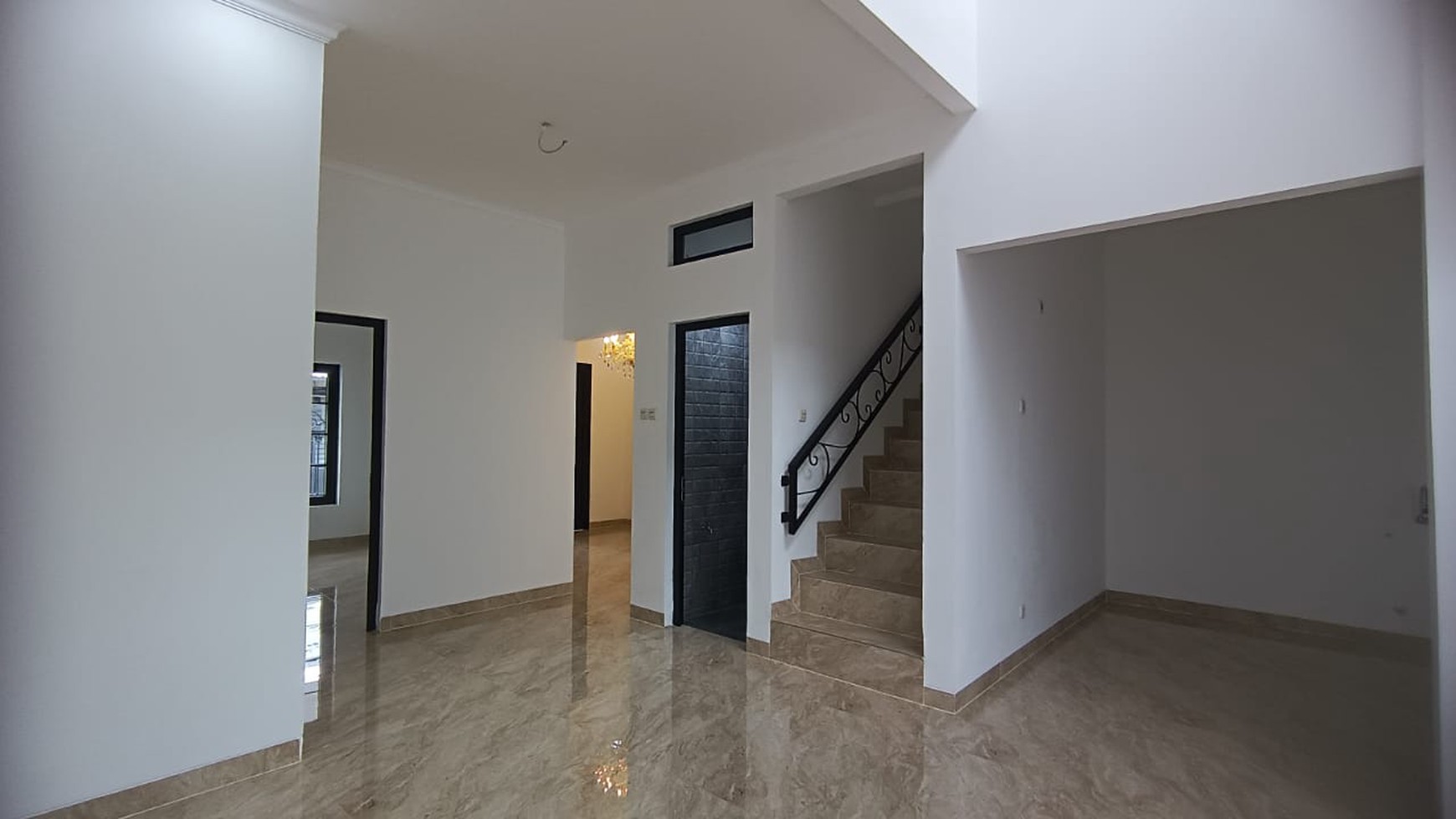 Rumah baru full renovasi di Griya Loka