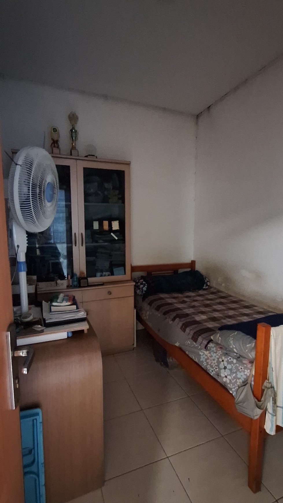 Dijual rumah full furnished di jelambar selatan