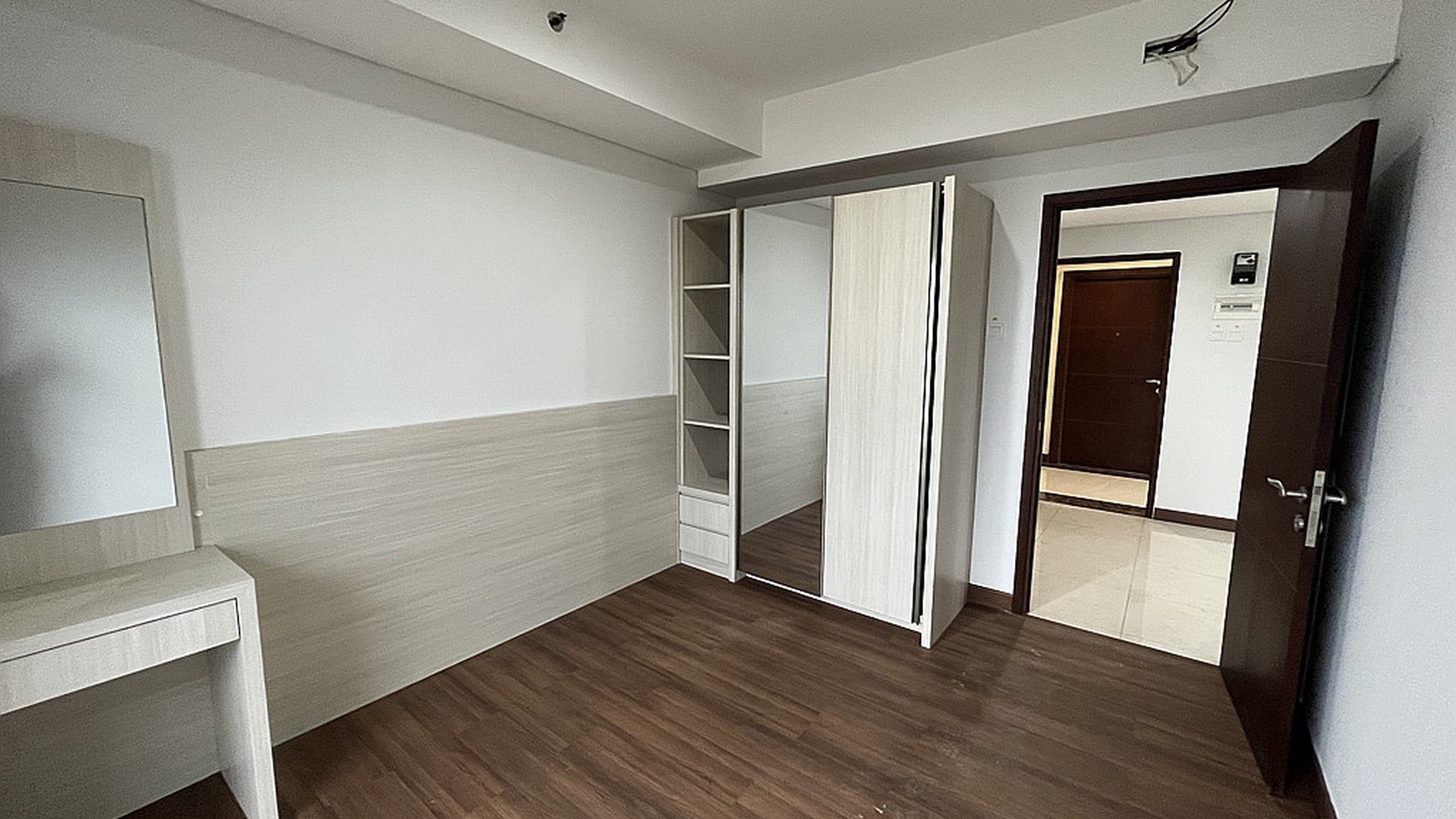 Dijual Cepat Apartement Spring Wood 2BR di Jalan Raya Serpong