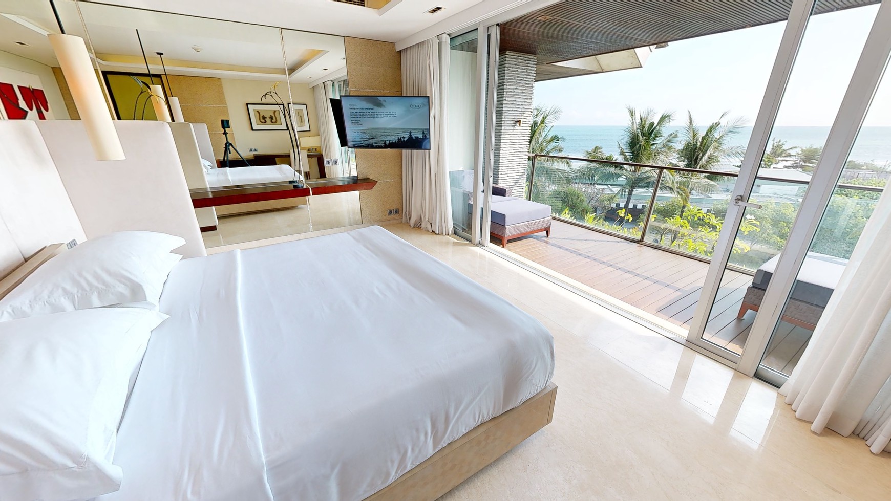 Leasehold - Luxurious Oceanfront Penthouse in Canggu with Private Rooftop Pool