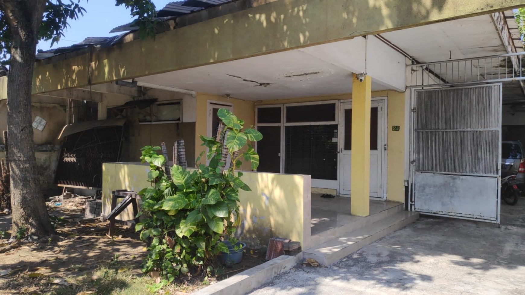 DIJUAL RUMAH di jl Teluk Bayur Perak Surabaya 