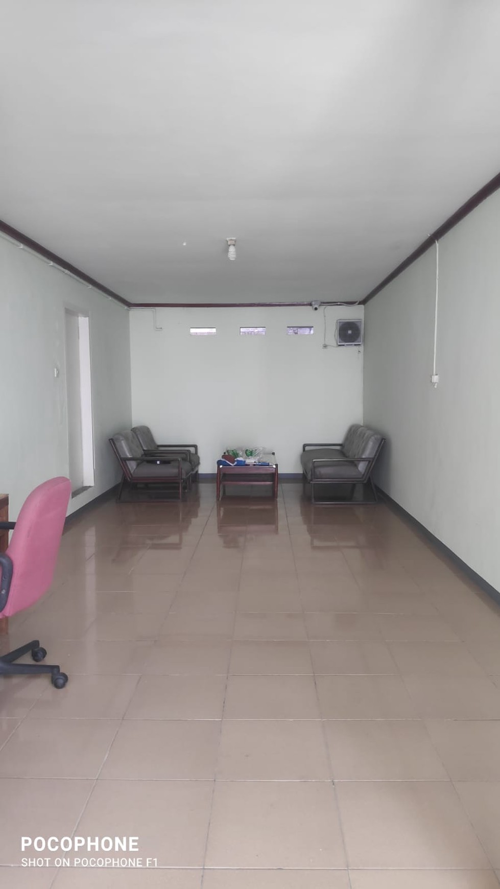 DIJUAL RUMAH di jl Teluk Bayur Perak Surabaya 