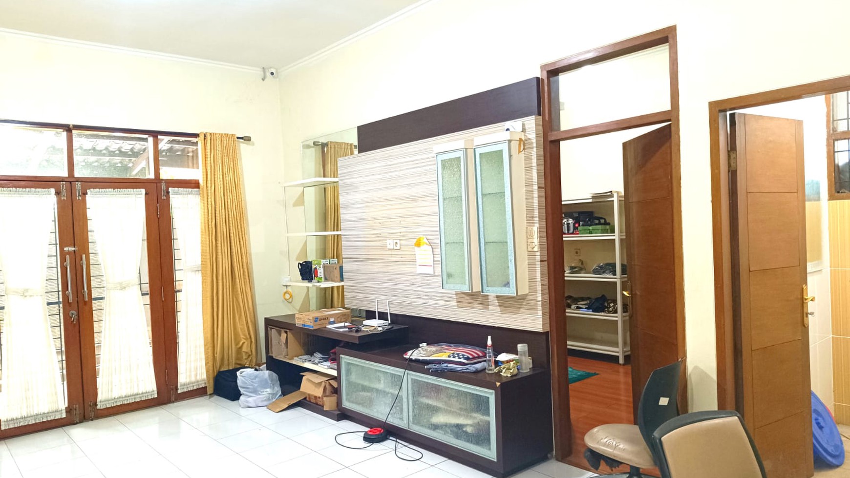 Rumah Bagus Semi Furnished di Palem Raya Bandung