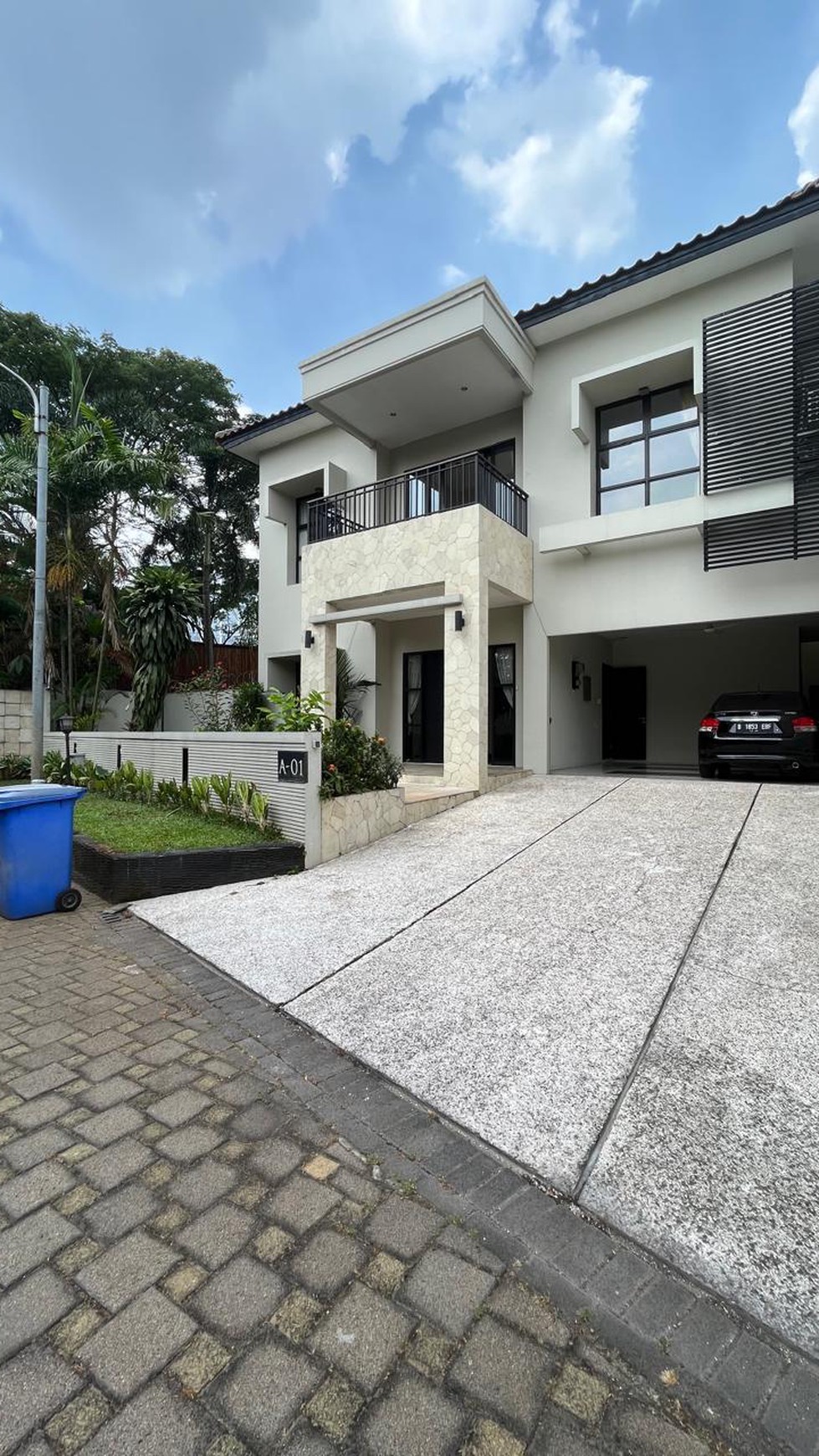 Rumah Hitung Tanah Area Cipete