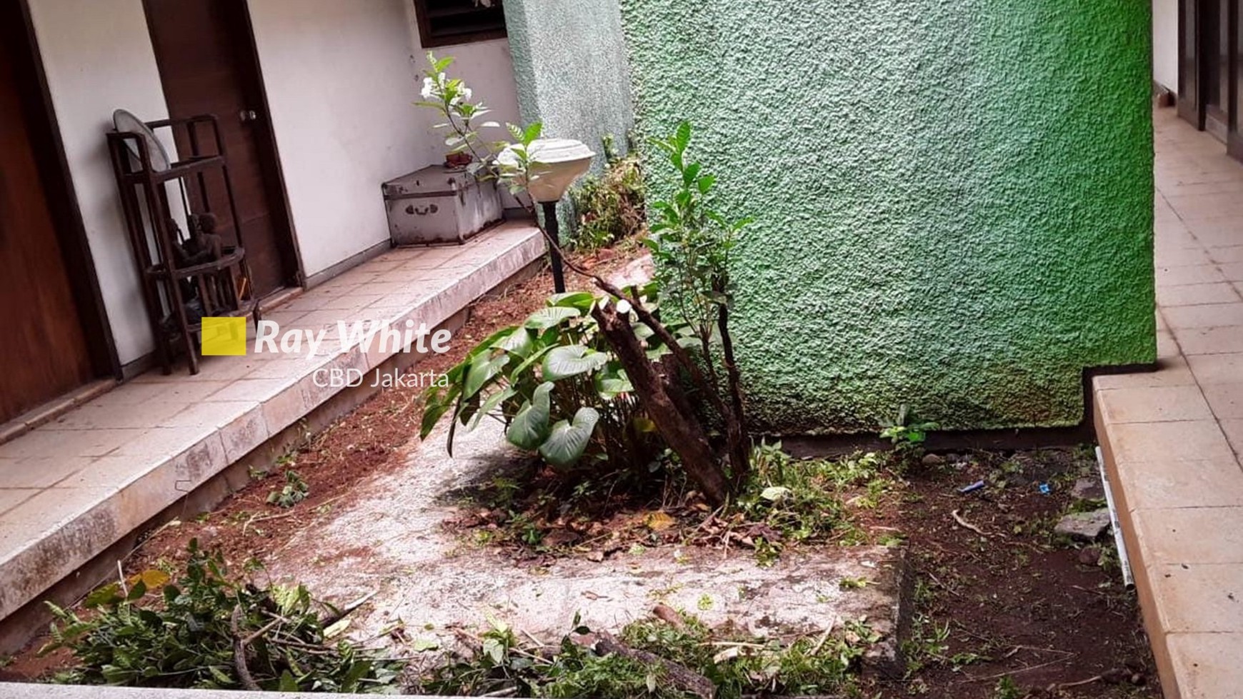 Rumah Tua Hitung Tanah Siap Bangun di Cipete Utara - DIJUAL Murah - Nego