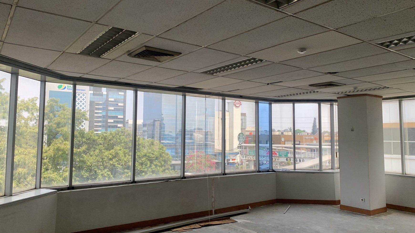 BANTING HARGA Gedung Kantor Area Jakarta Selatan Dibawah NJOP