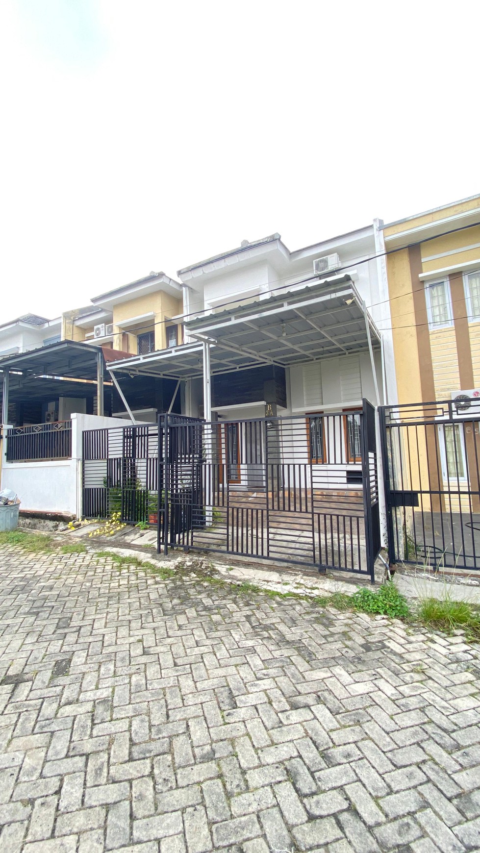 Rumah 2 Lantai Perumahan Pesona Elok