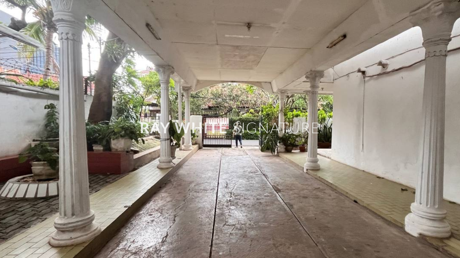 Rumah Hitung Tanah Area Cipete