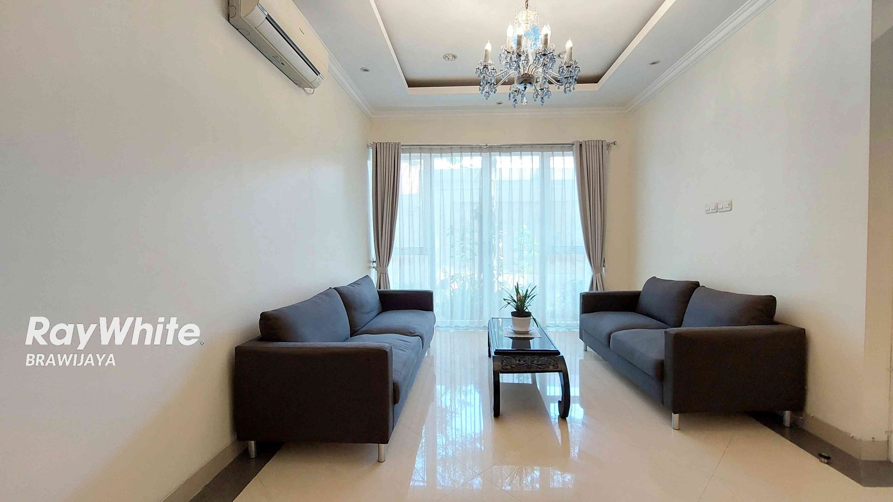 TOWNHOUSE DI CILANDAK TENGAH, DALAM CLUSTER, FURNISHED, 3 BR