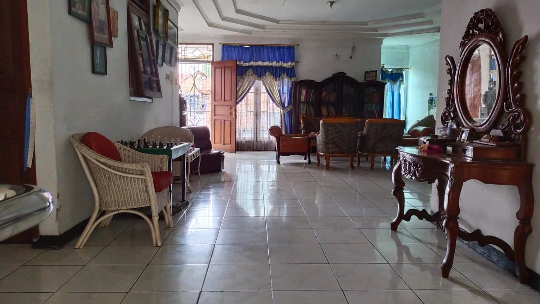 Dijual Rumah SHM, 2 Lantai Jl. Muhajar, Kebon Jeruk