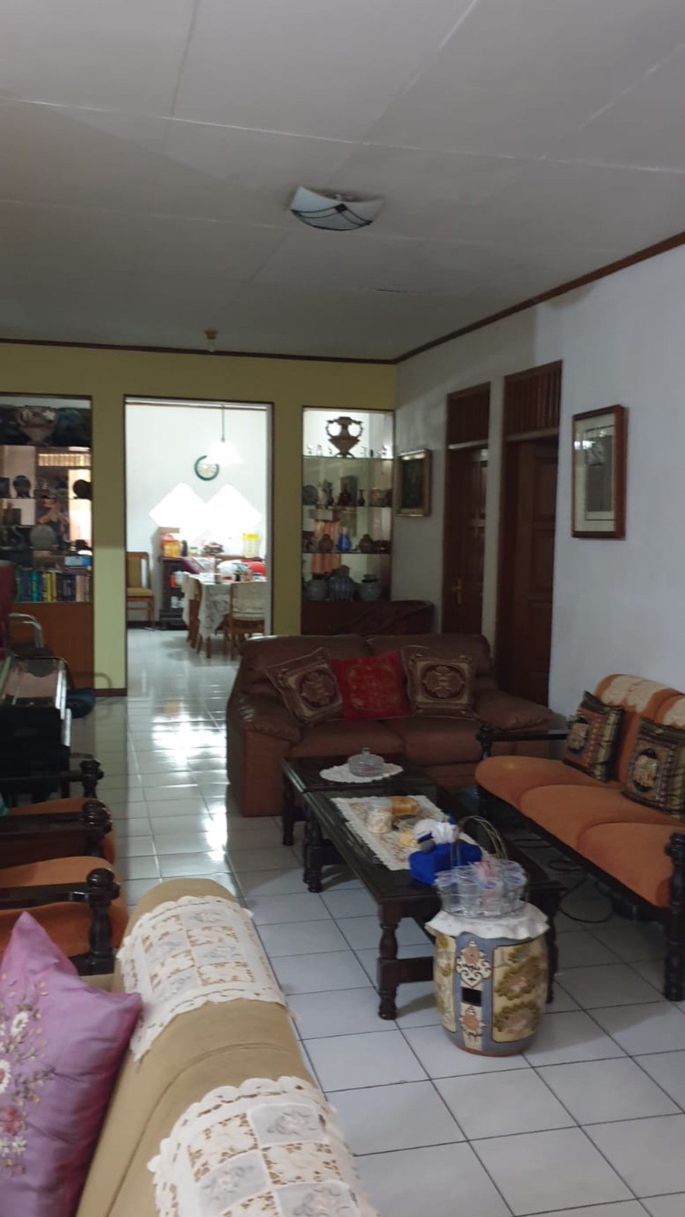 Rumah Lingkungan Tenang Area Cirendeu Ciputat