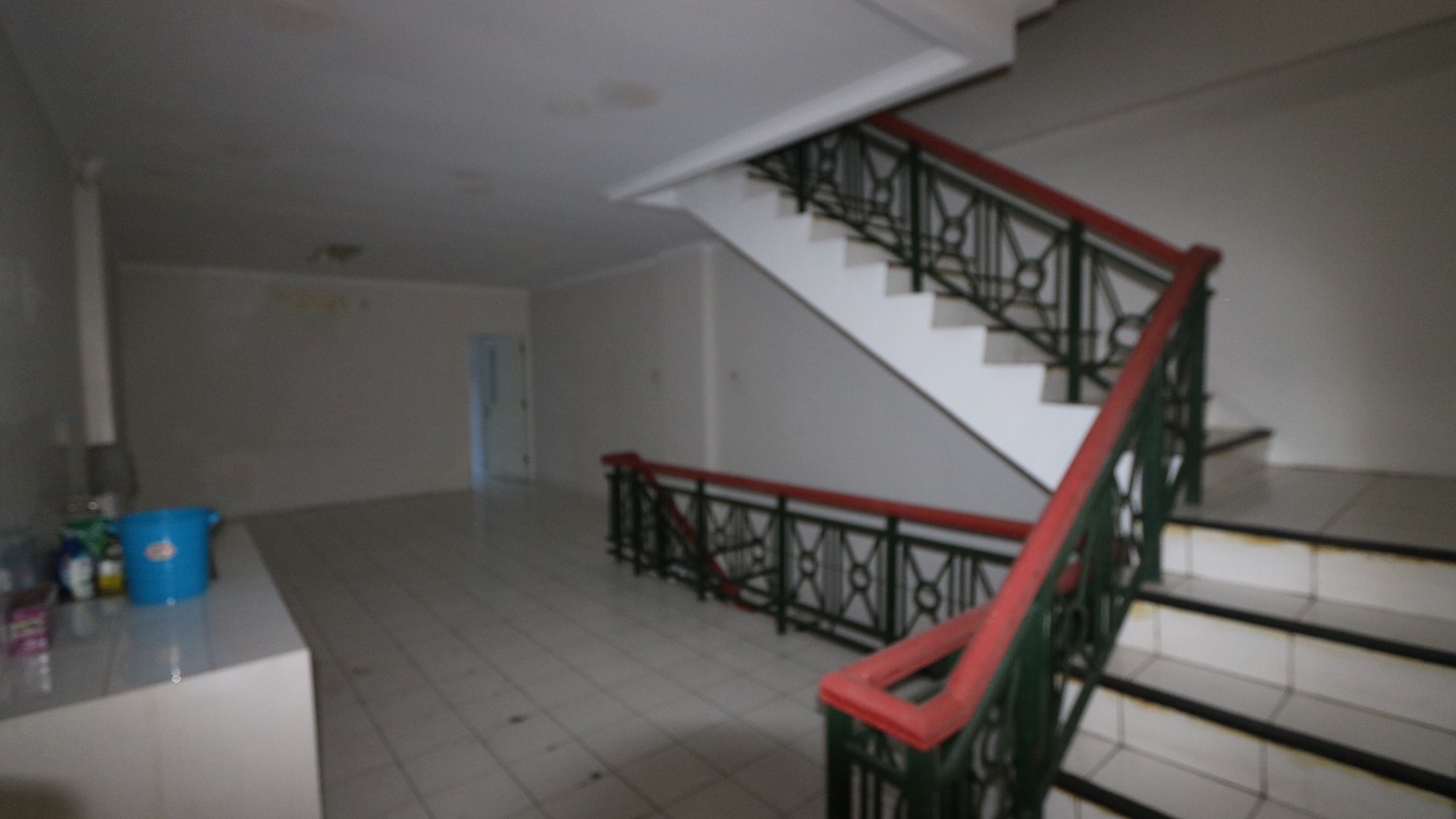 DIJUAL RUKO STRATEGIS DI BULEVAR KELAPA GADING JAKARTA, COCOK UNTUK KANTOR, KLINIK / A STRATEGIC SHOPHOUSE IN KELAPA GADING FOR SALE