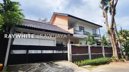 Rumah dalam Kompleks Tenang Area Kemang Selatan