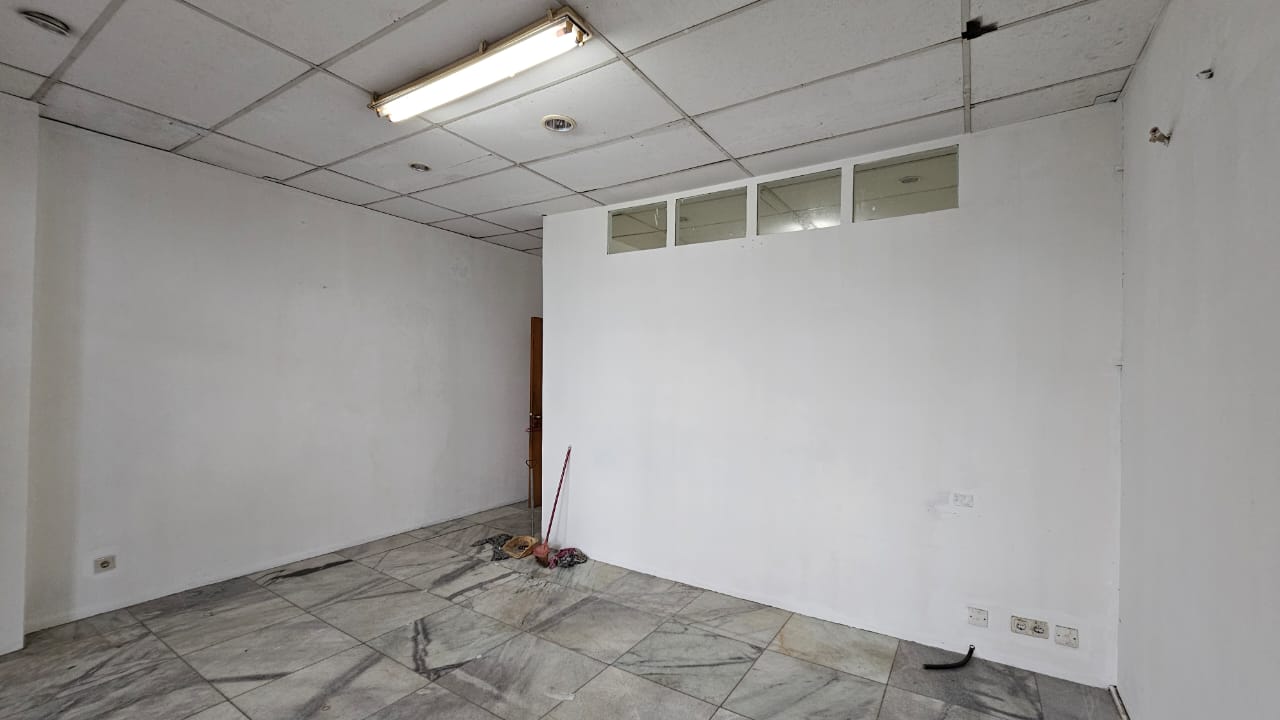 Ruko 3 1/2 lantai lokasi strategis cocok untuk kantor di Sunter, Jakarta Utara