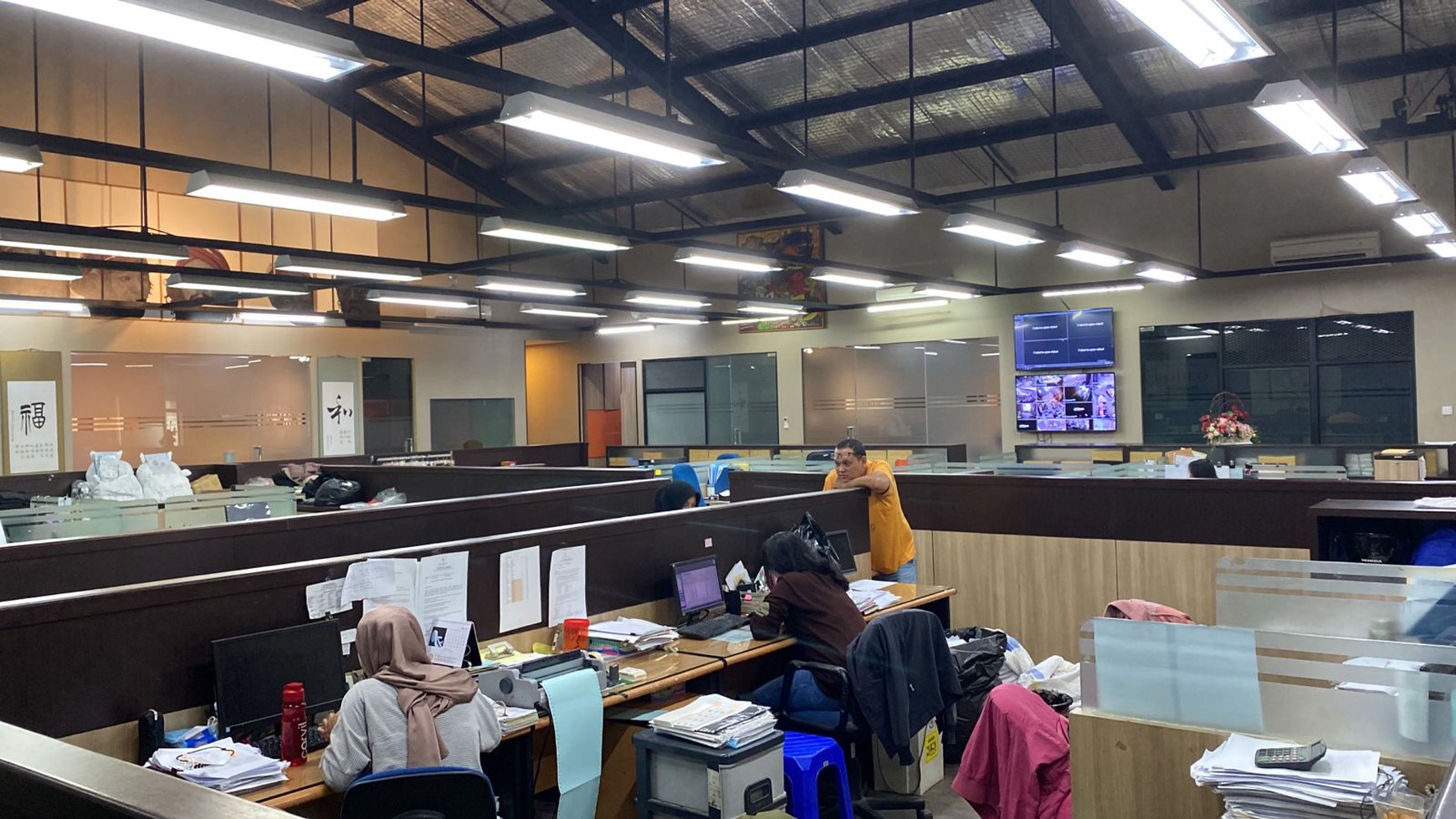 Kantor dan Gudang  masih layak pakai, Lokasi strategis di Sunter