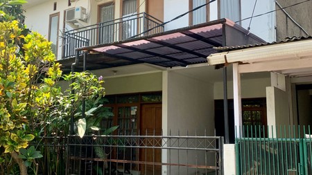 Rumah Bagus Semi Frunished di Arcamanik Bandung