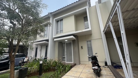 Disewakan Rumah cantik Cluster Carillo di Gading Serpong