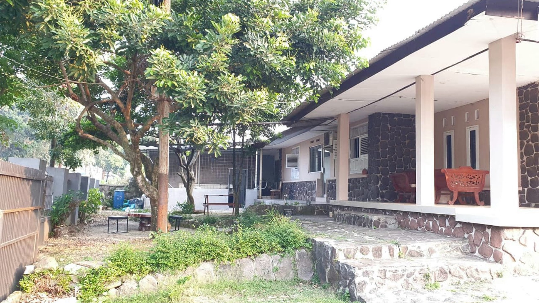 Rumah + Lahan Usaha Strategis di Daerah Purwakarta