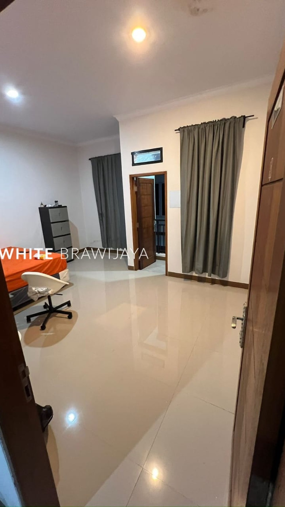 Rumah Layak Huni  Bangunan 2 Lantai Area Kemayoran Jakarta Pusat