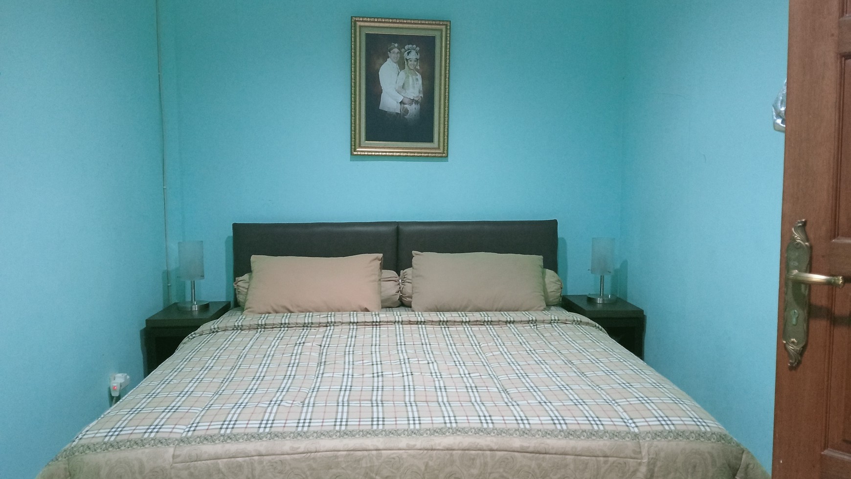 Pondok Cibubur, Full Furnished, Siap Huni, Kondisi Bagus Sekali, Bebas Banjir, Nego