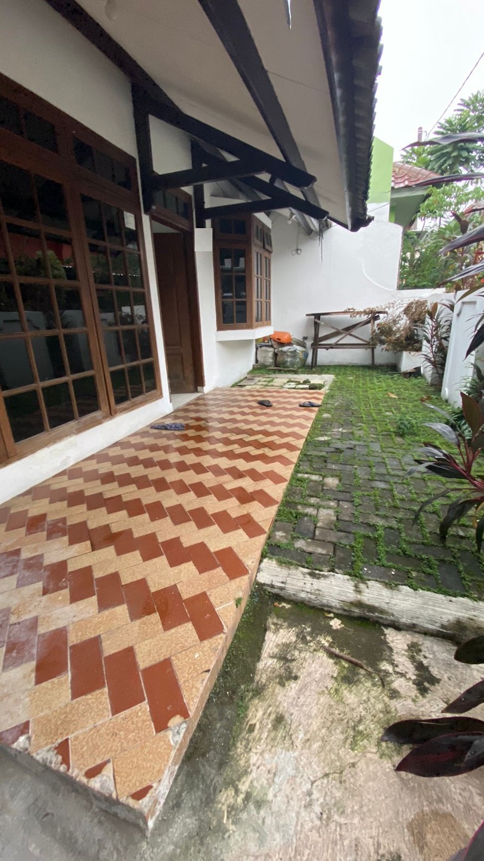 Rumah Hitung Tanah Area Cipete