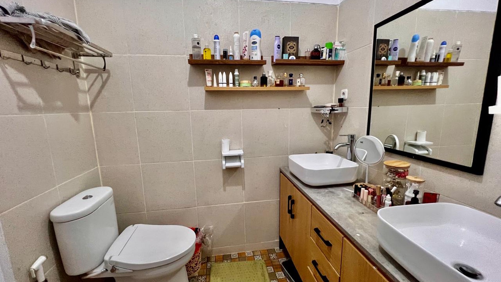 Rumah Hitung Tanah Area Cipete