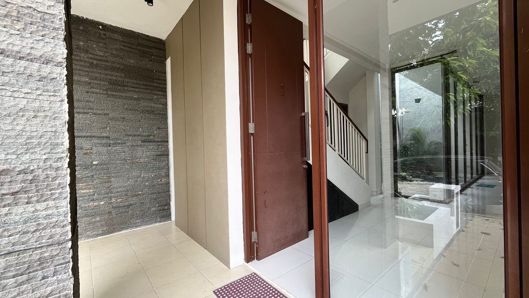 Rumah Bagus Di Discovery Lumina, Bintaro Jaya Sektor 9