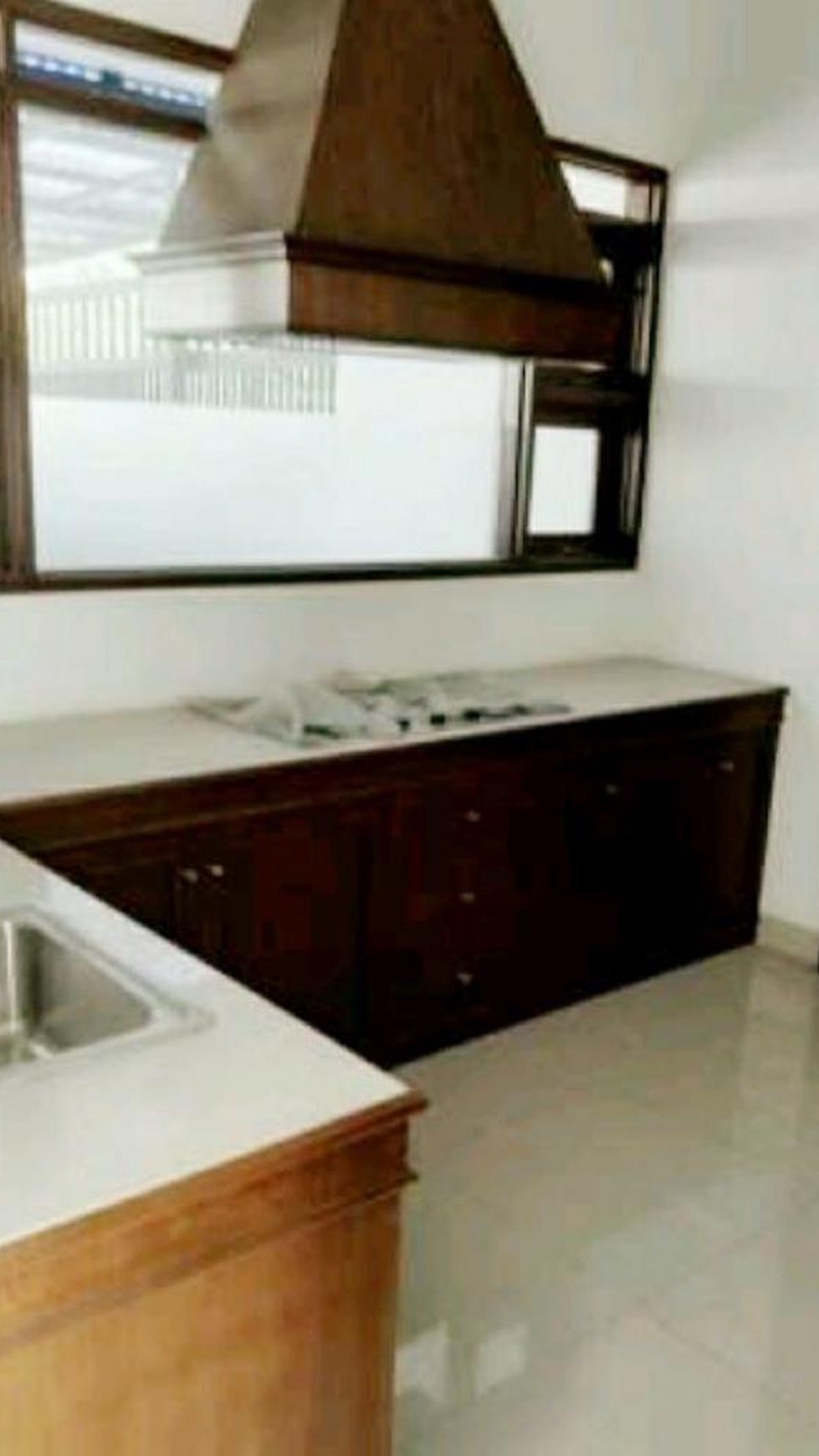 Rumah Lux Baru Semi Furnished di Sukaluyu Bandung Kota 