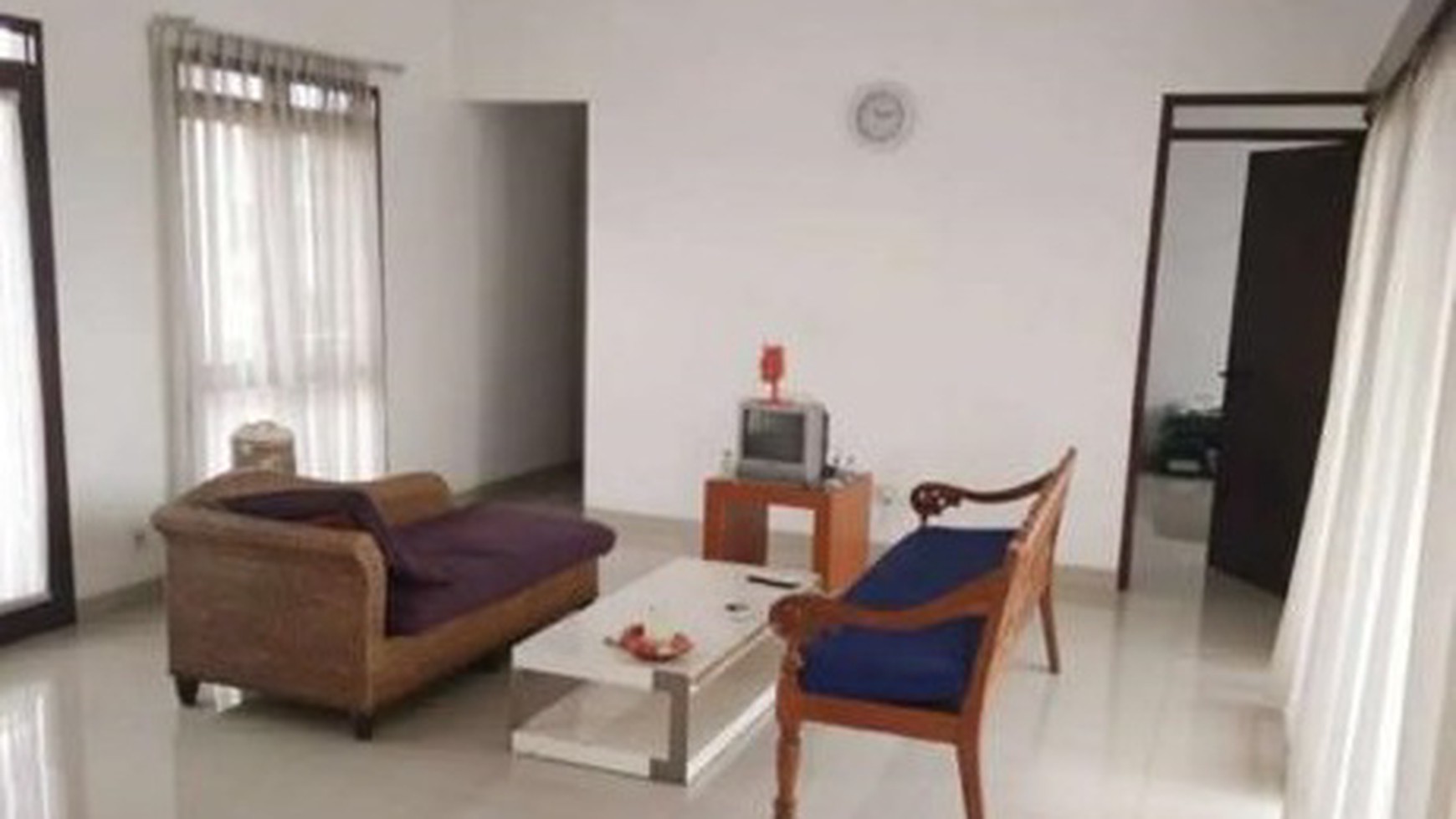 Rumah Lux Baru Semi Furnished di Sukaluyu Bandung Kota 