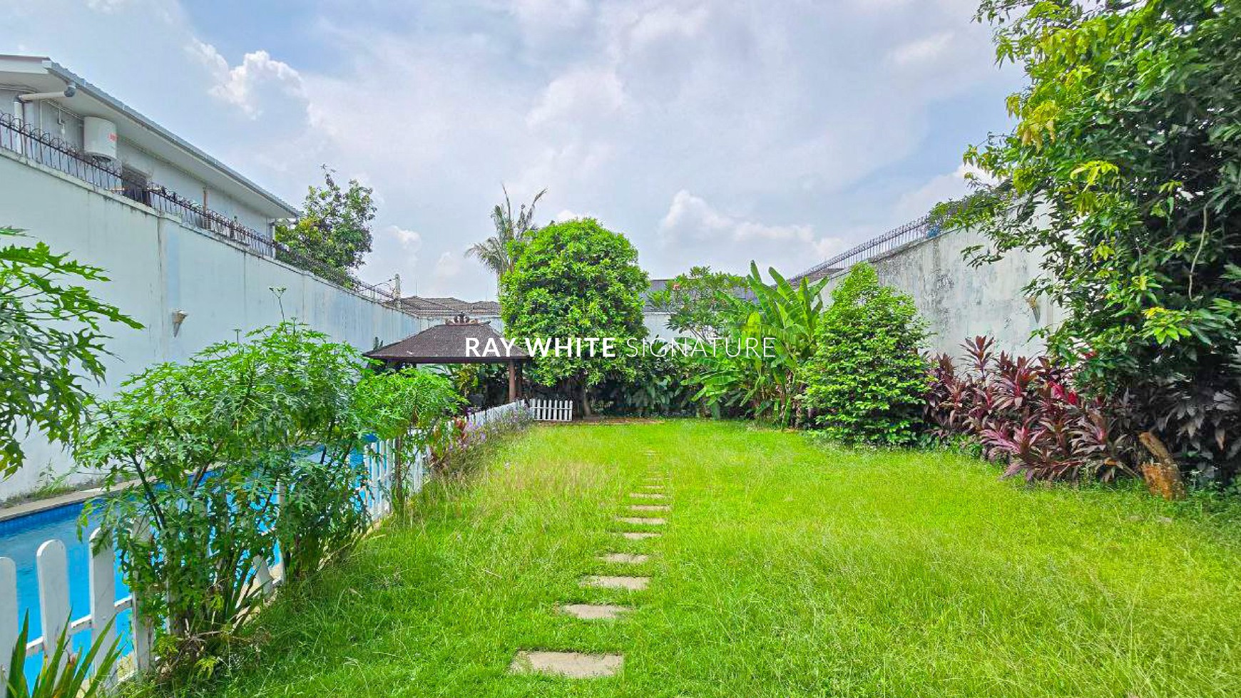 Rumah Mewah di Antasari, Jakarta Selatan