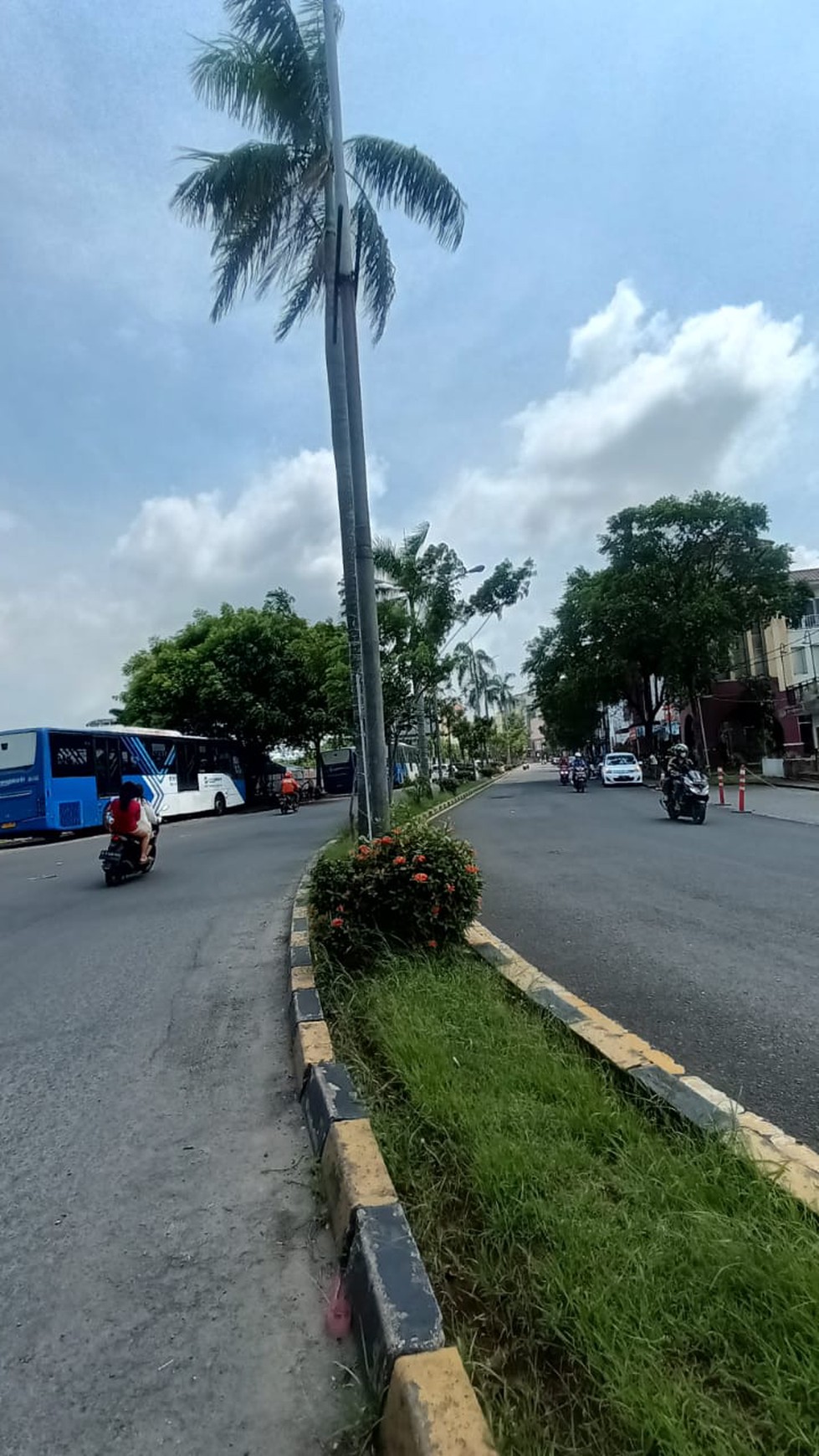 Kavling Siap Bangun Di Jl Ciledug Raya Kota Tangerang