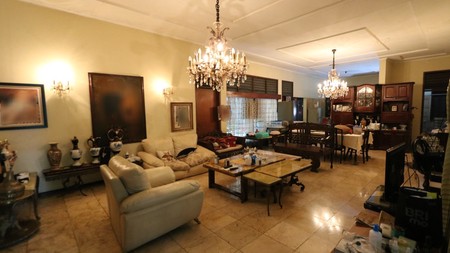 Rumah dan Tanah Luas di Ciledug dekat Kebayoran Baru & Simprug  