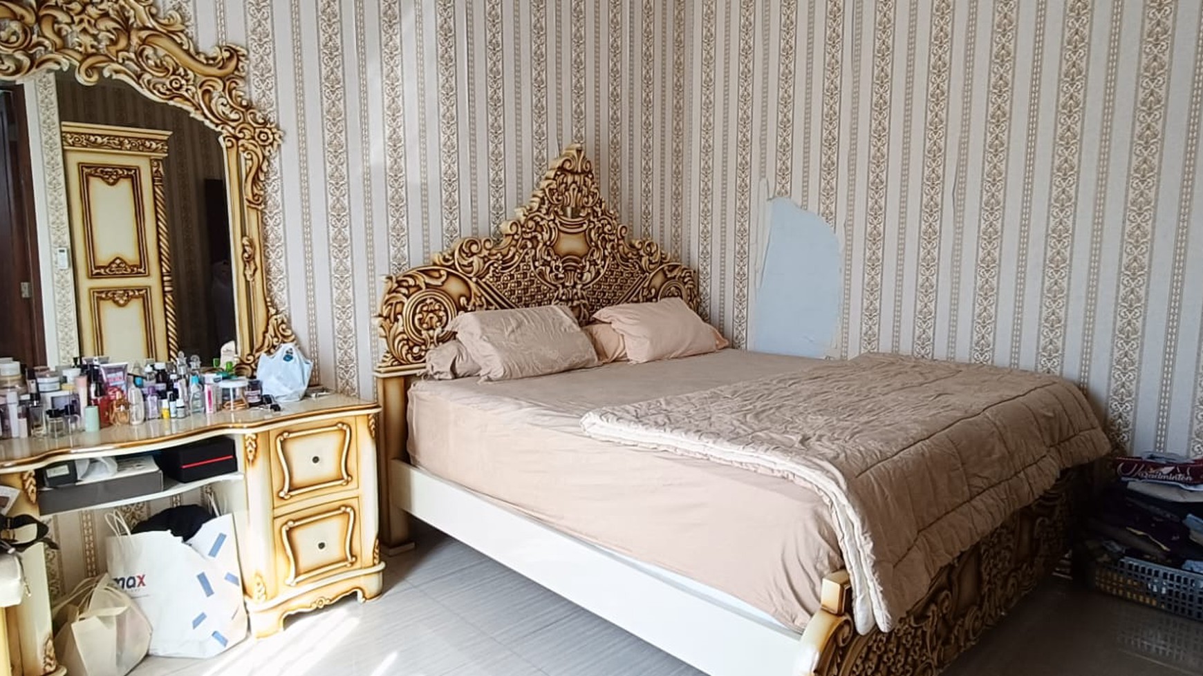 Rumah Hitung Tanah Area Cipete