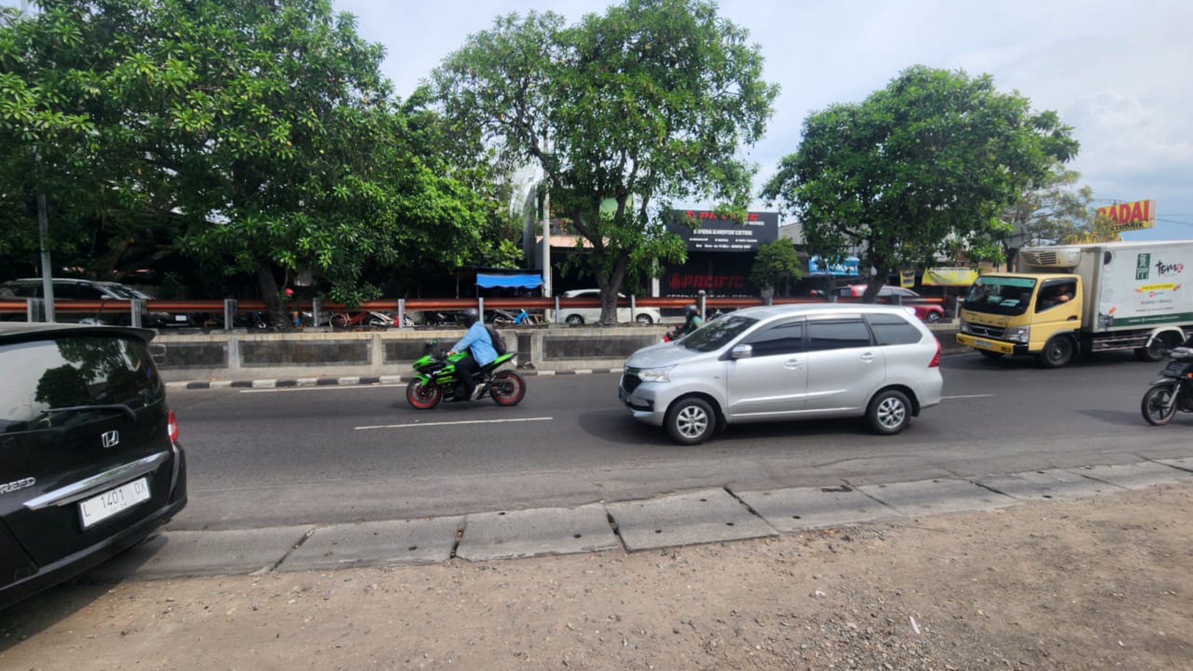Rumah Hitung Tanah Area Cipete
