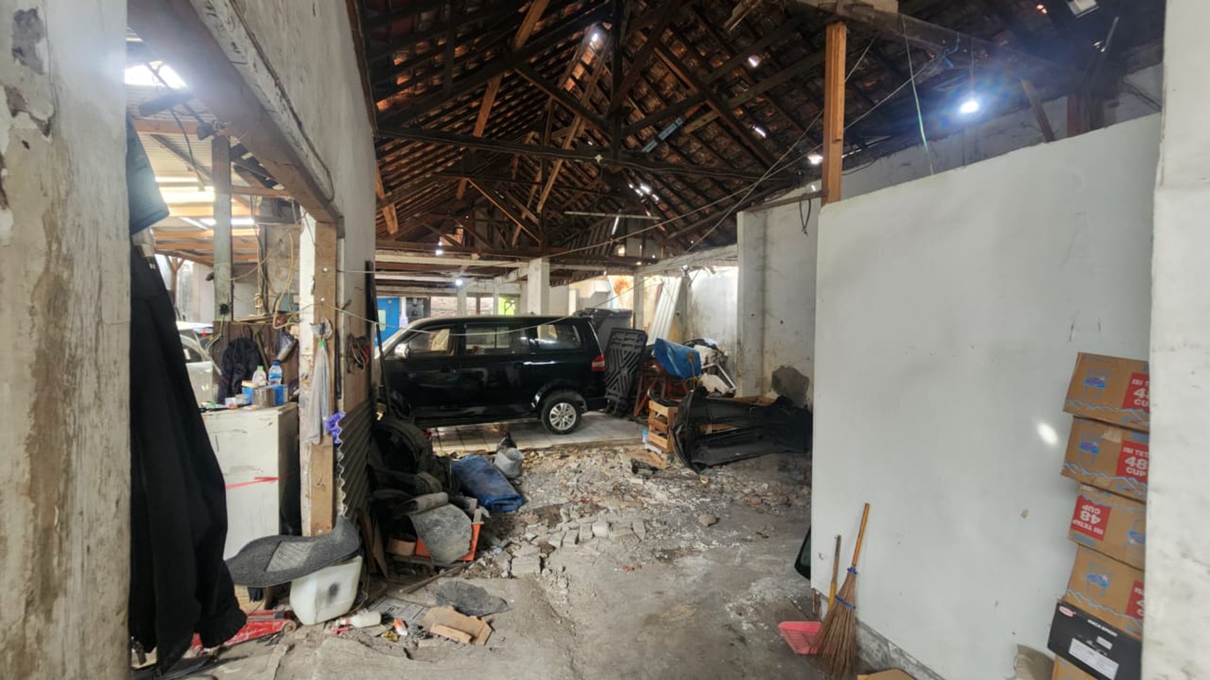 Rumah Hitung Tanah Area Cipete