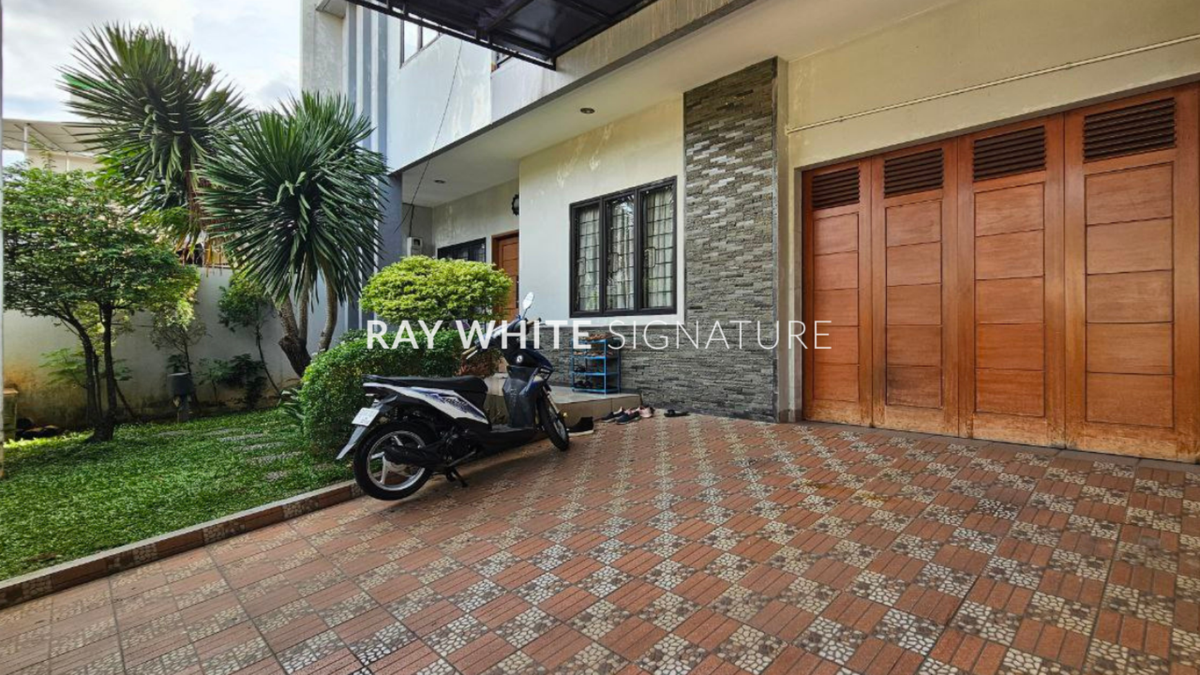 Rumah Hitung Tanah Area Cipete