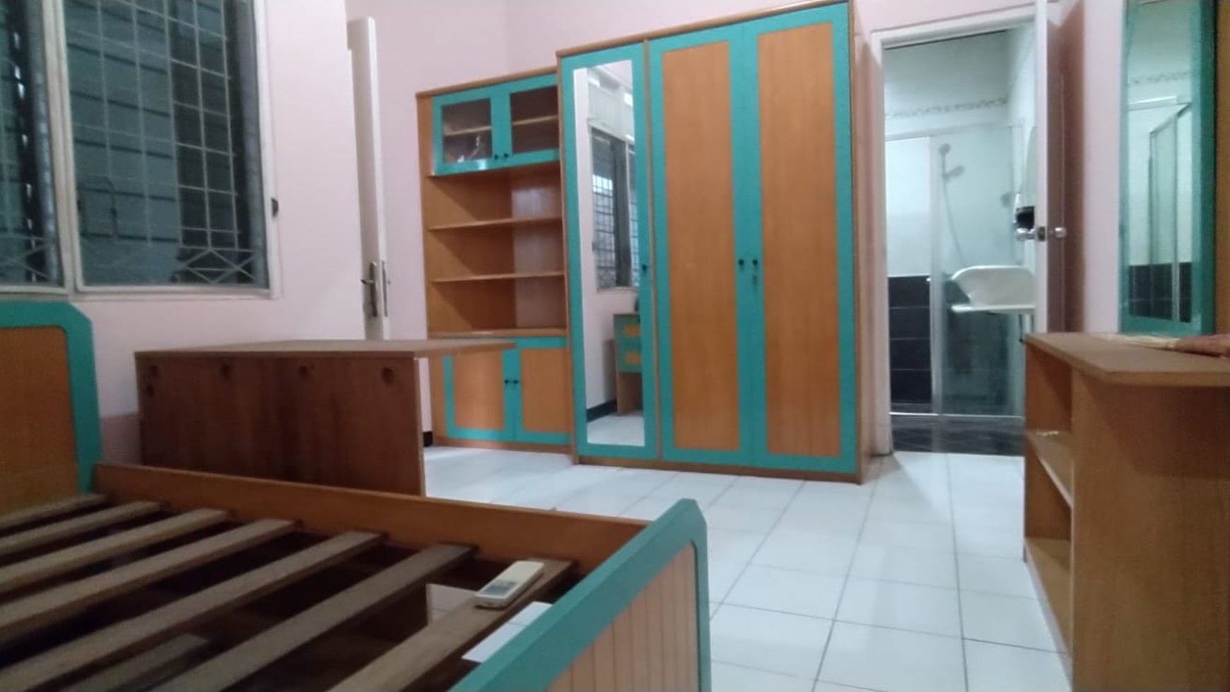 Dijual Rumah Bagus Siap Huni, di Griya Loka BSD, Serpong Tangerang 