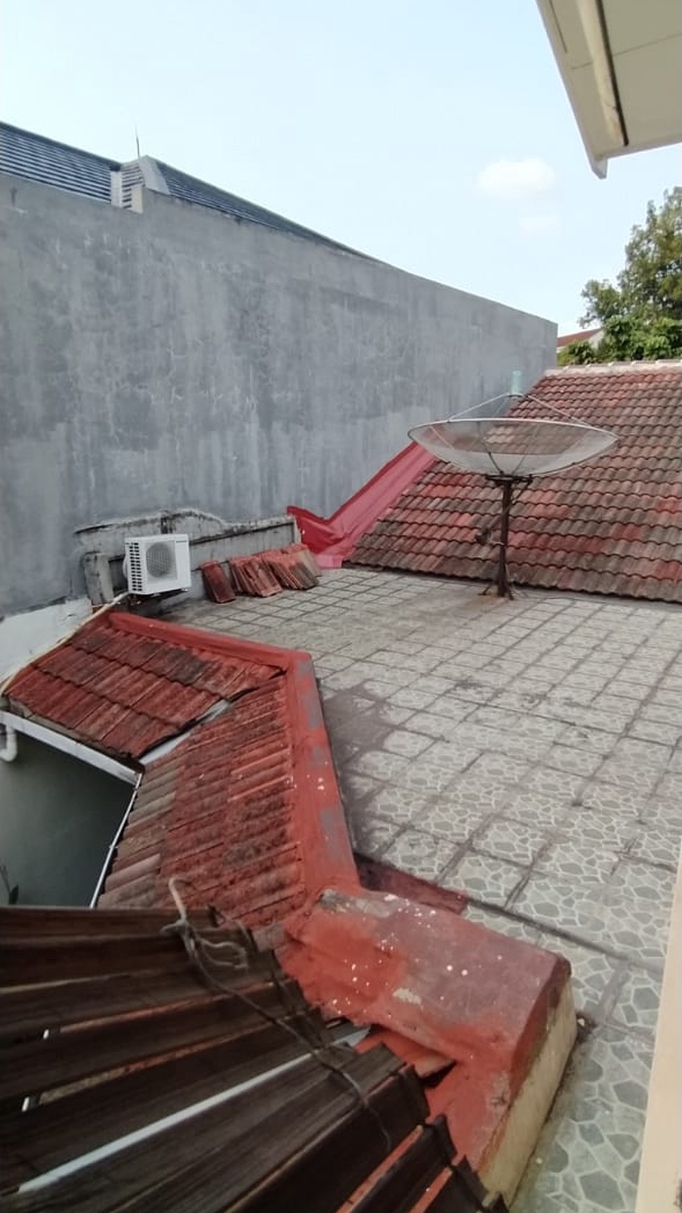 Dijual Rumah Bagus Siap Huni, di Griya Loka BSD, Serpong Tangerang 