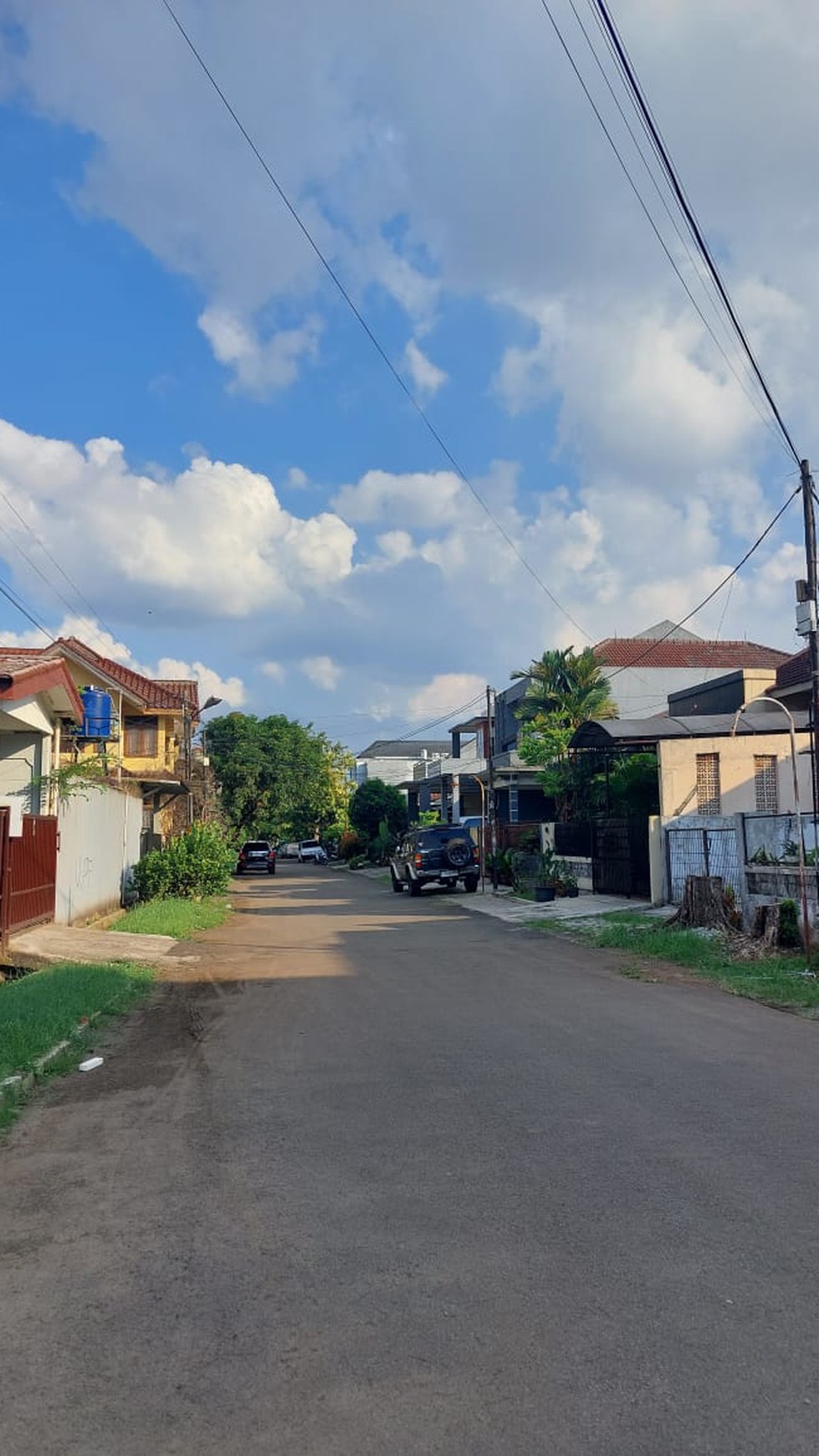 Rumah Minimalis Lokasi Strategis dengan Halaman Luas @Jombang