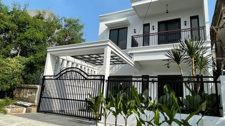 Rumah Mewah (Brand New) di Cinere, Depok