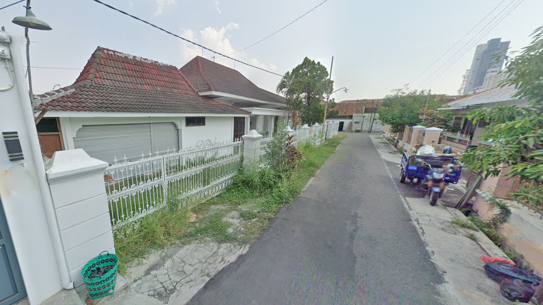 Rumah Hitung Tanah Area Cipete