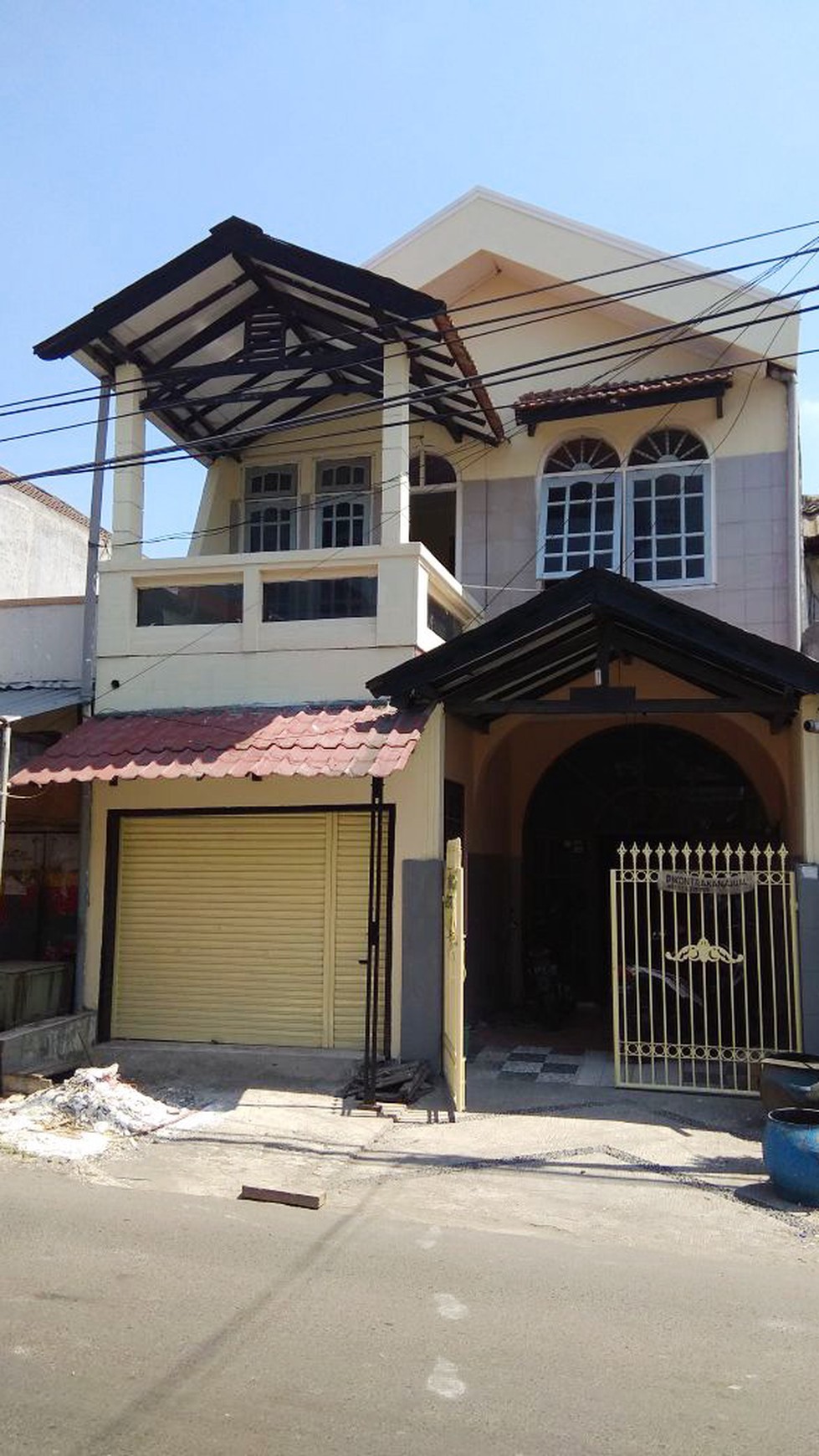 Dijual Rumah di Jl Balong Sari Tama Surabaya