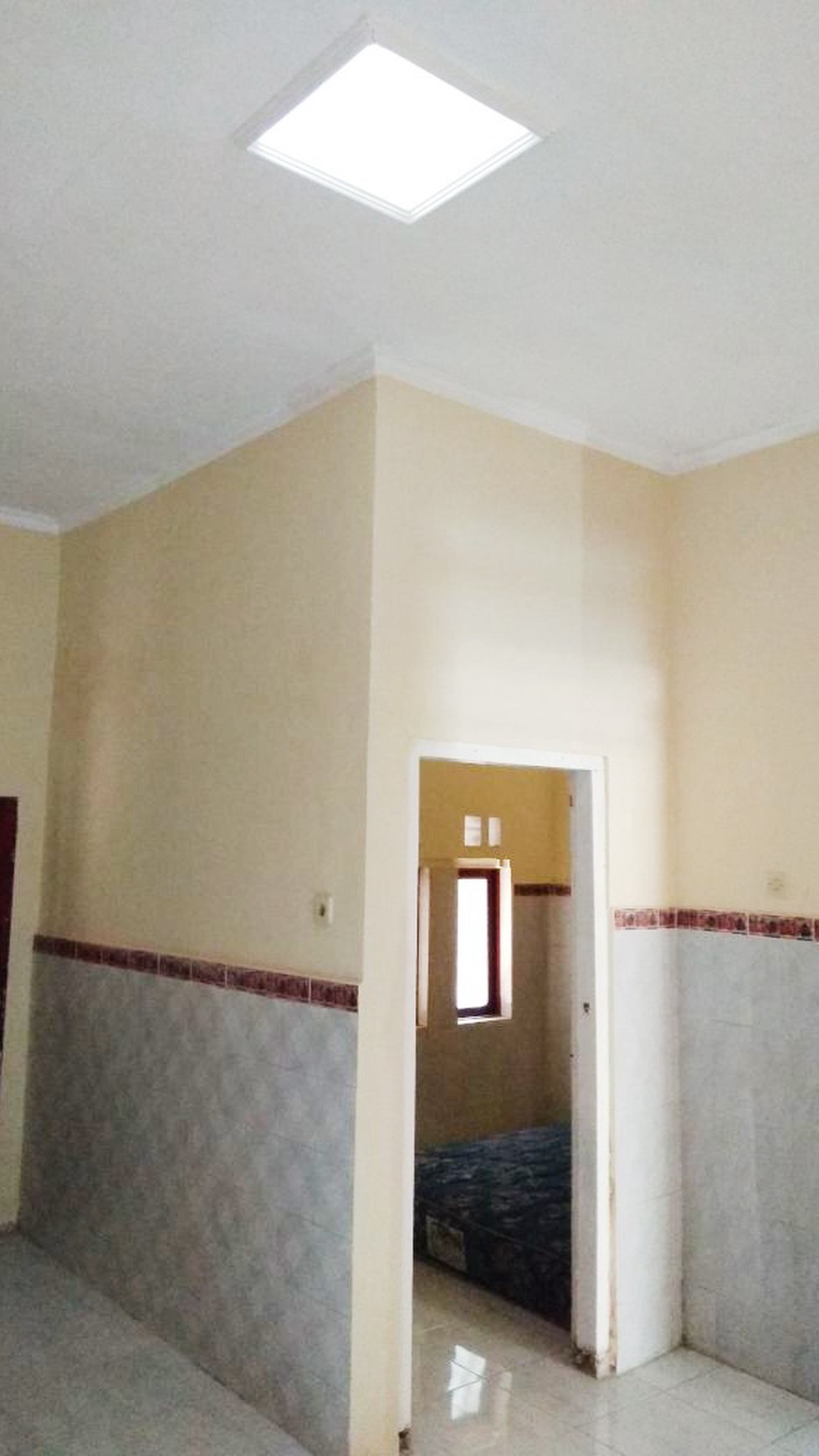 Dijual Rumah di Jl Balong Sari Tama Surabaya