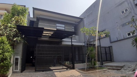 DIJUAL DAN DiSEWAKAN RUMAH BAVARIAN