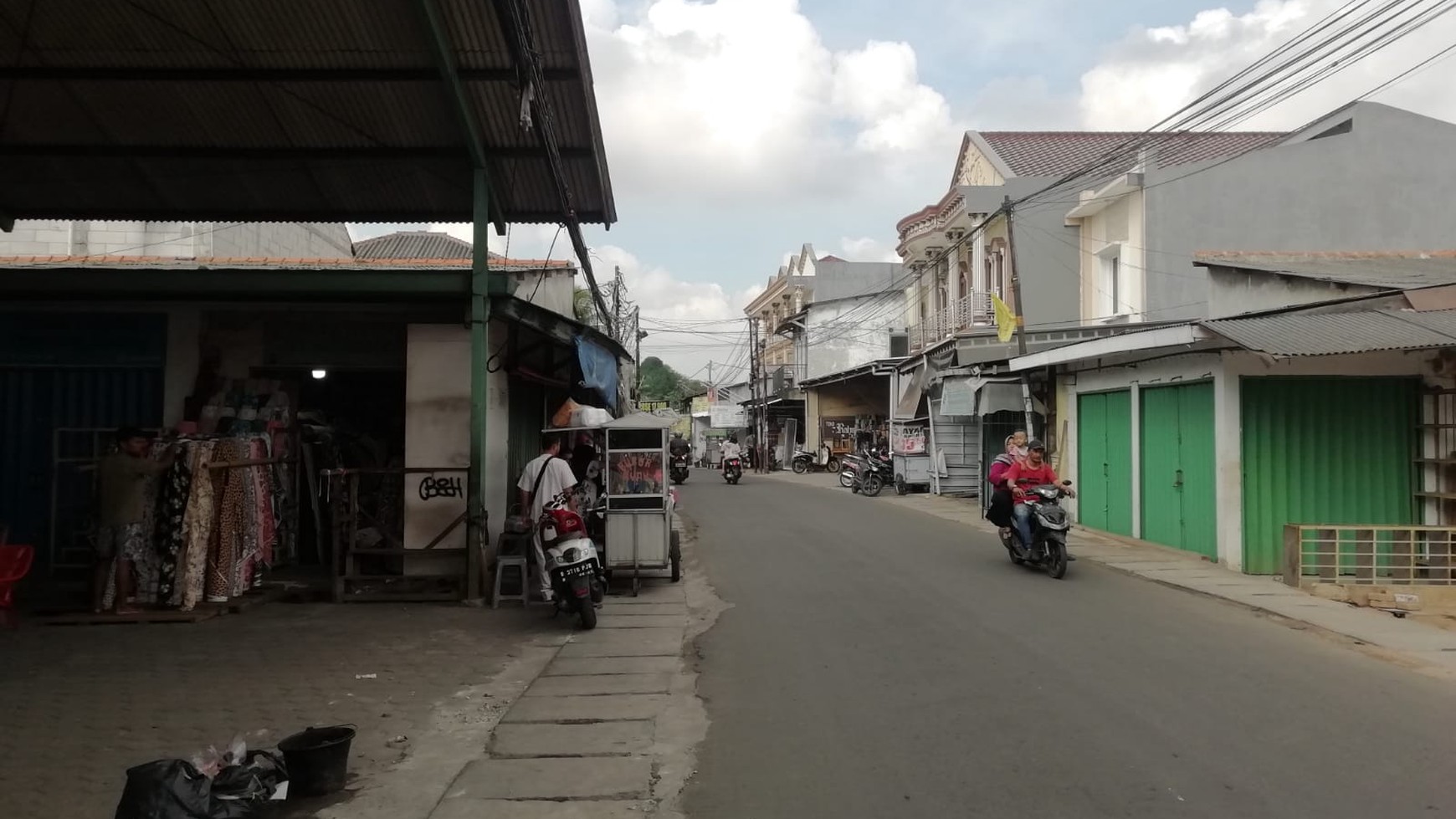 Kavling Lokasi Pinggir Jalan dan Cocok untuk Usaha @Pondok Aren