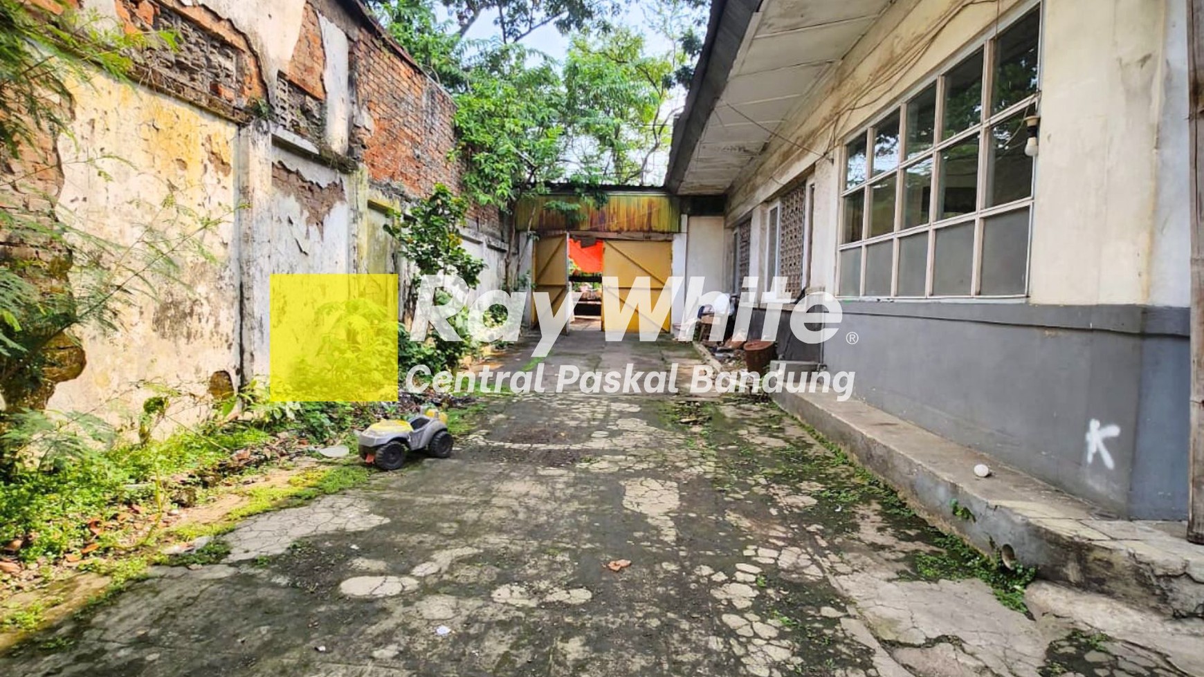 Rumah Hitung Tanah di Pajagalan Kota Bandung