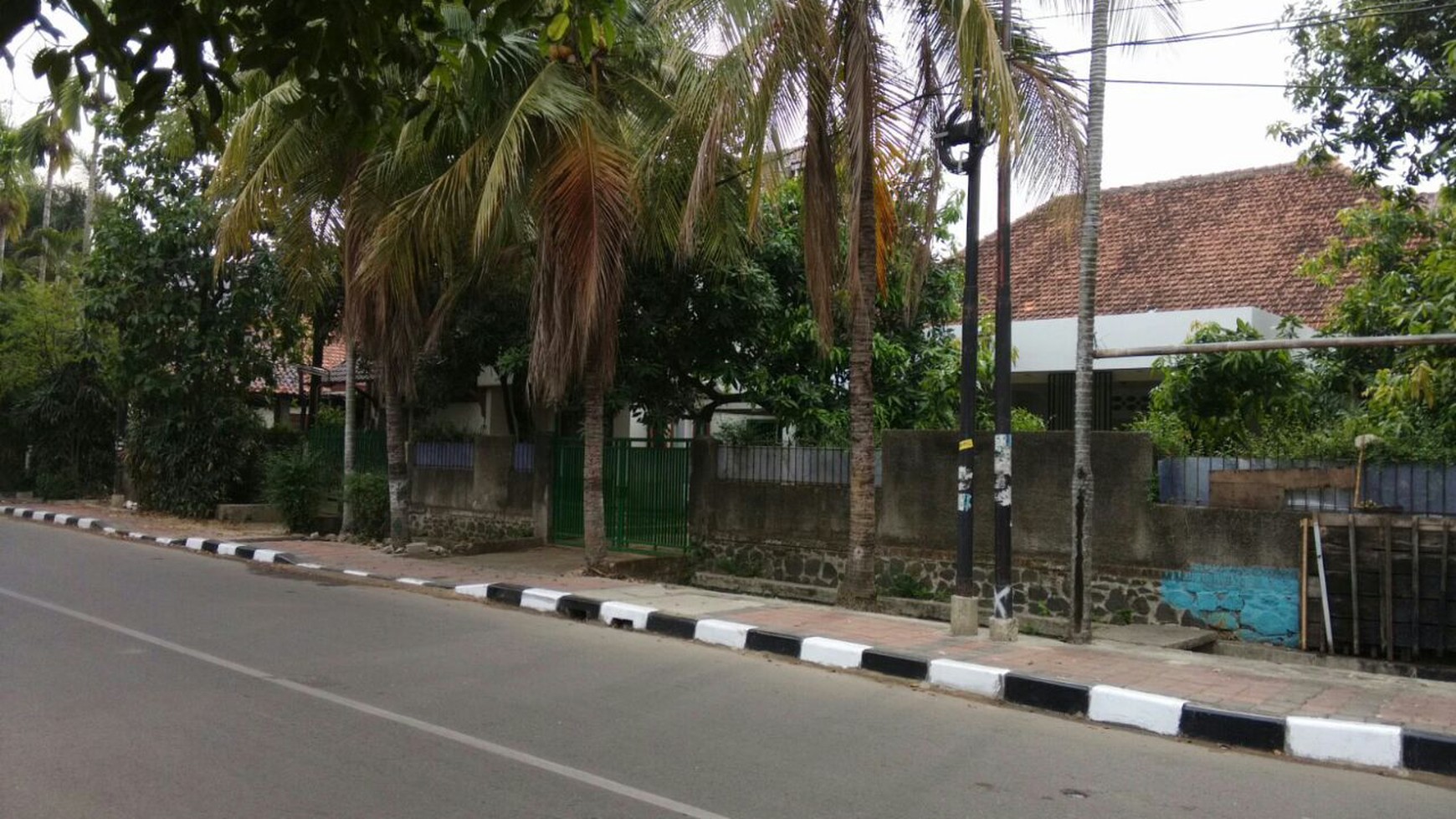 Rumah Tinggal dan Bangunan untuk Usaha di Rawamangun