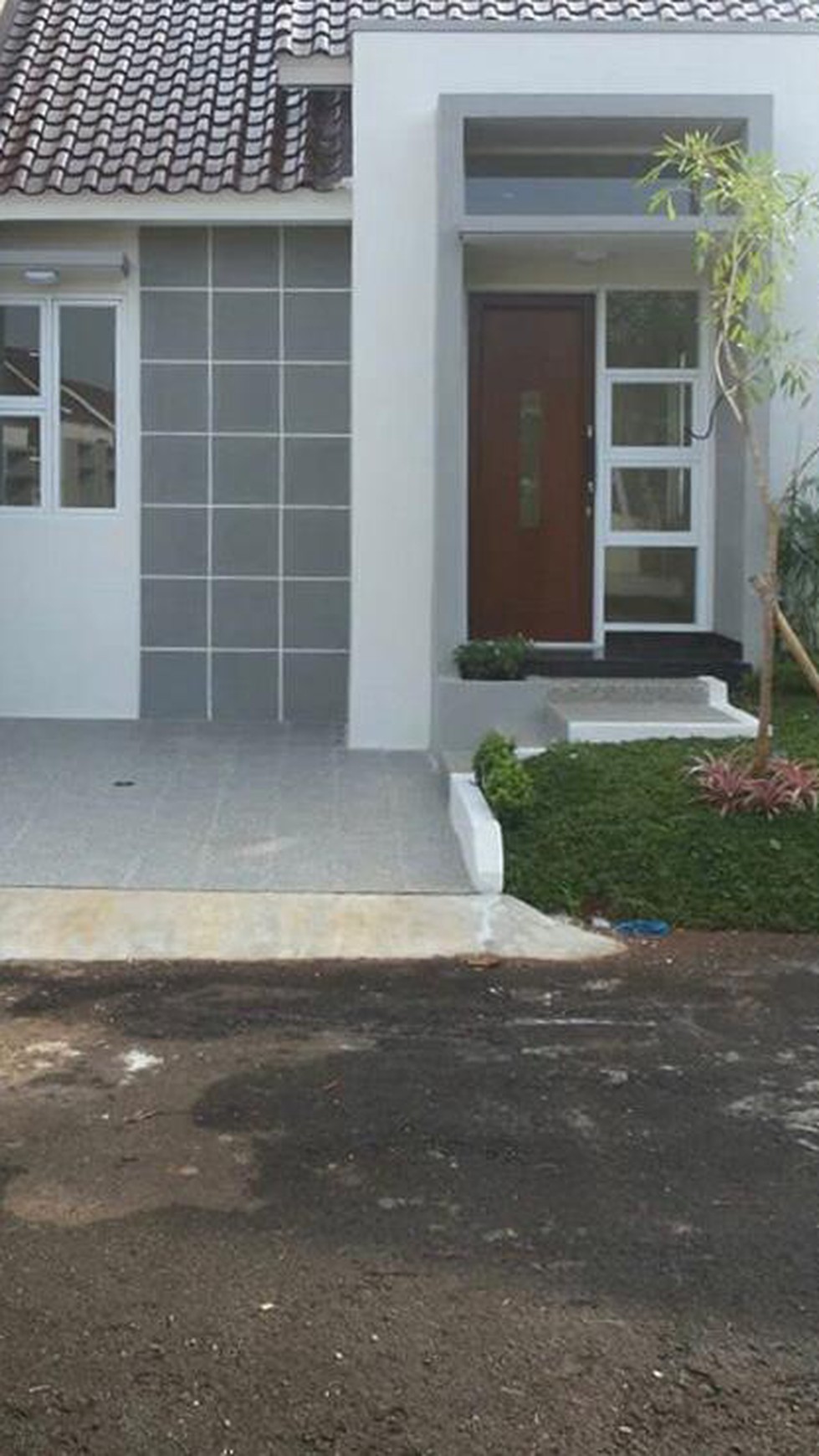 Rumah Minimalis Siap Huni dengan Lokasi Strategis dekat Bintaro Jaya