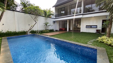 Beautiful brand new modern tropical house at kemang, jakarta selatan